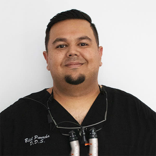 Dr. Paracha, Toronto Dentist